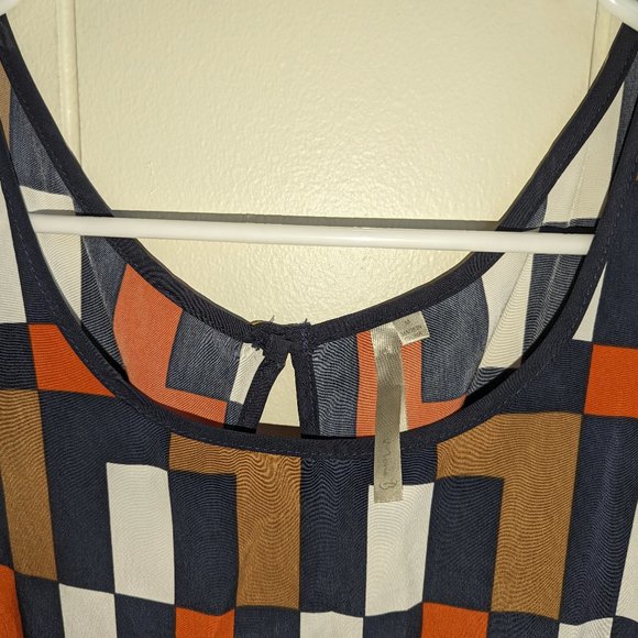 Multi-color geometric patterned sleeveless shift dress - M (pockets!!) - Picture 3 of 9